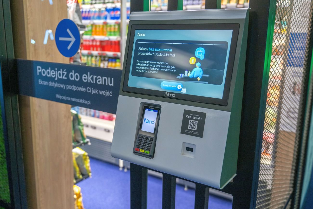 Żabka rozwija już format Nano, czyli sklep bezobsługowy. Następnym krokiem będzie Żabka Drive