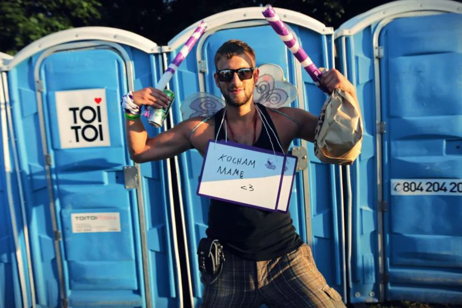 Czysta toaleta na festiwalu jest warta każdych pieniędzy.