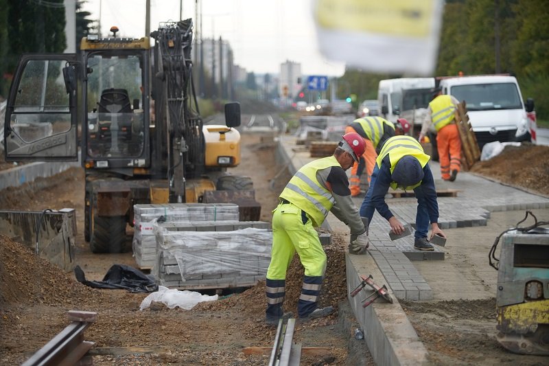 Tempo wzrostu płac wystarczyłoby do tego, by na koniec roku poziom przeciętnego wynagrodzenia przekroczył próg 6000 zł.