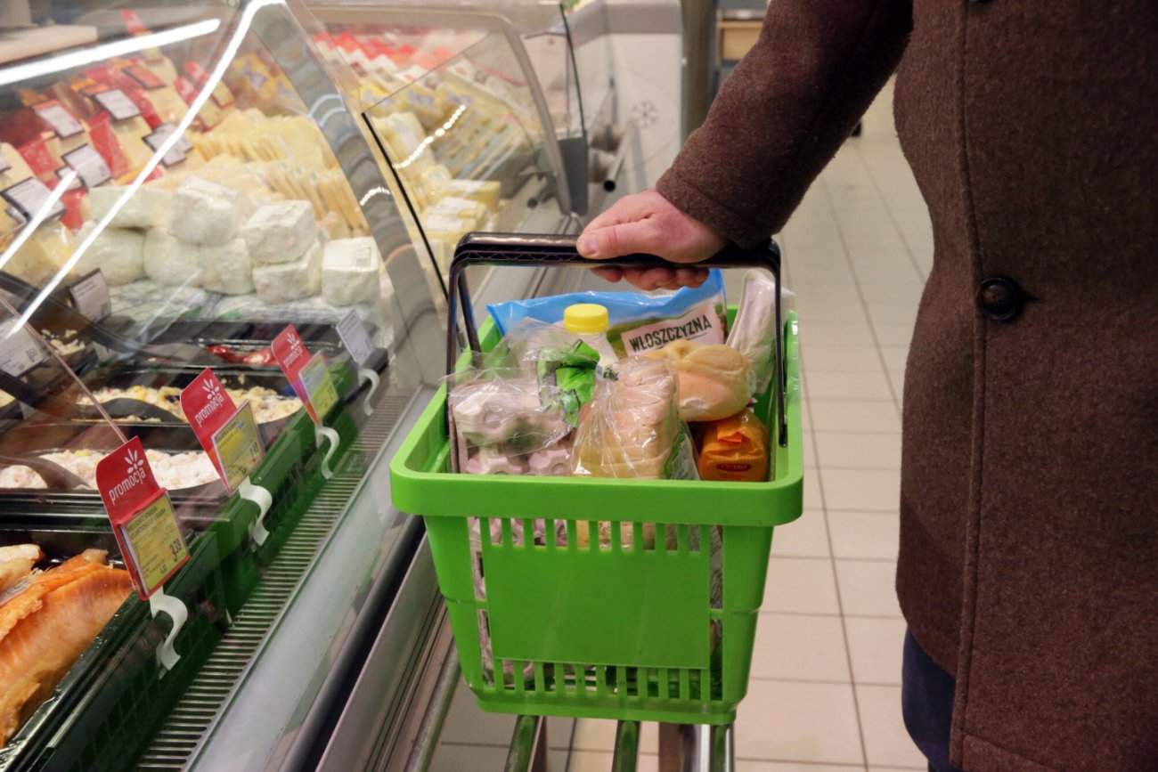 Koszyk z zakupami.