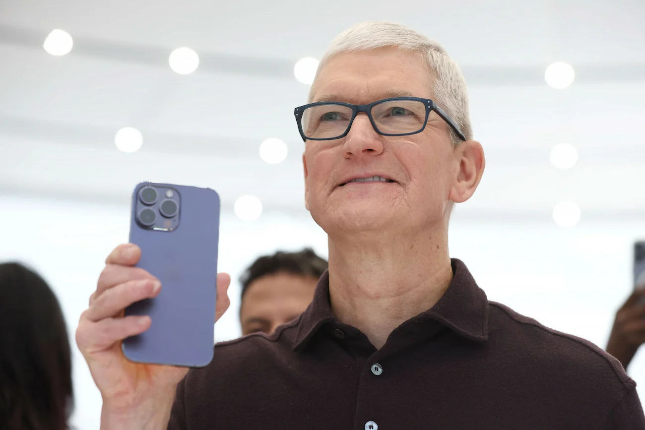 Ile dni trzeba pracować na iPhone'a 14 Pro