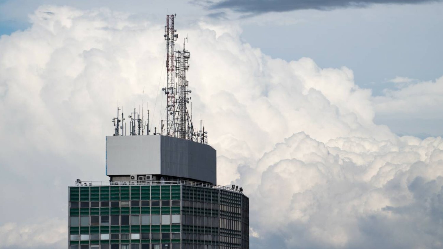 Sieć 5G wystartowała w Orange i T-Mobile.