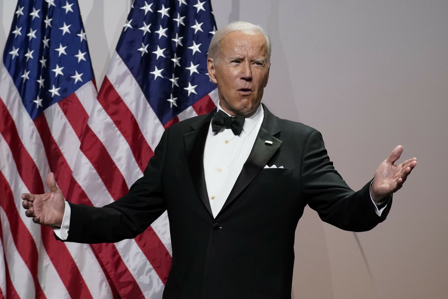 Presja na Joe Bidena narasta. Urzędnicy Białego Domu "zawiedzeni" brakiem efektu sankcji na Rosję