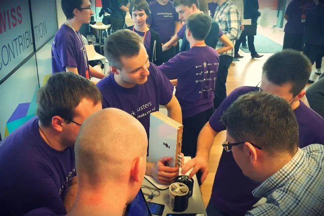 Drużyna Lockbusters podczas konkursu Imagine Cup