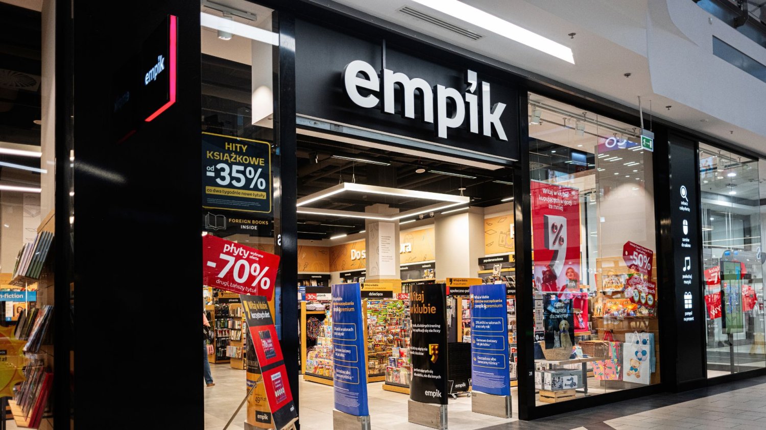 Salon Empik.