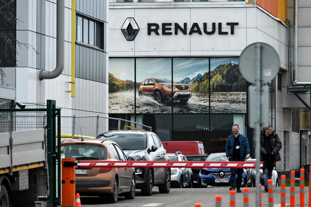 Renault w Rosji sprzedał swoje aktywa Rosjanom