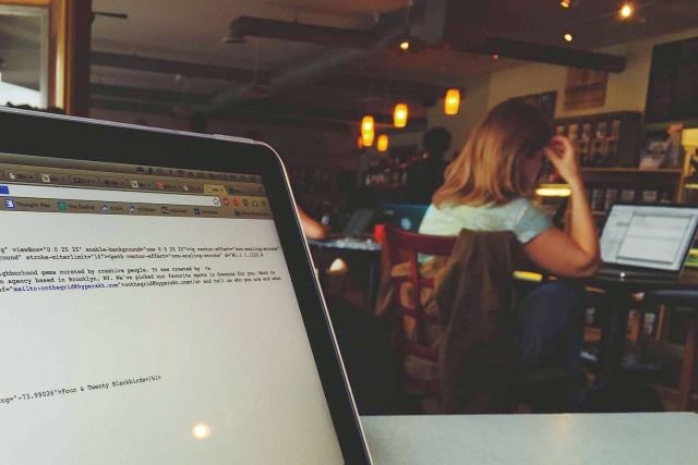 Do sieci wyciekły dane ponad 10 mln kont mailowych Polaków