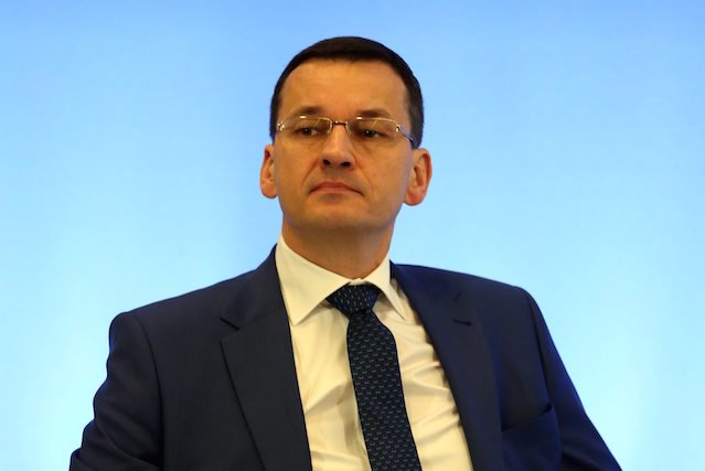 Wicepremier Mateusz Morawiecki ma twardy orzech do zgryzienia.