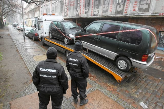 Komornicza licytacja przedmiotów zajętych dłużnikom