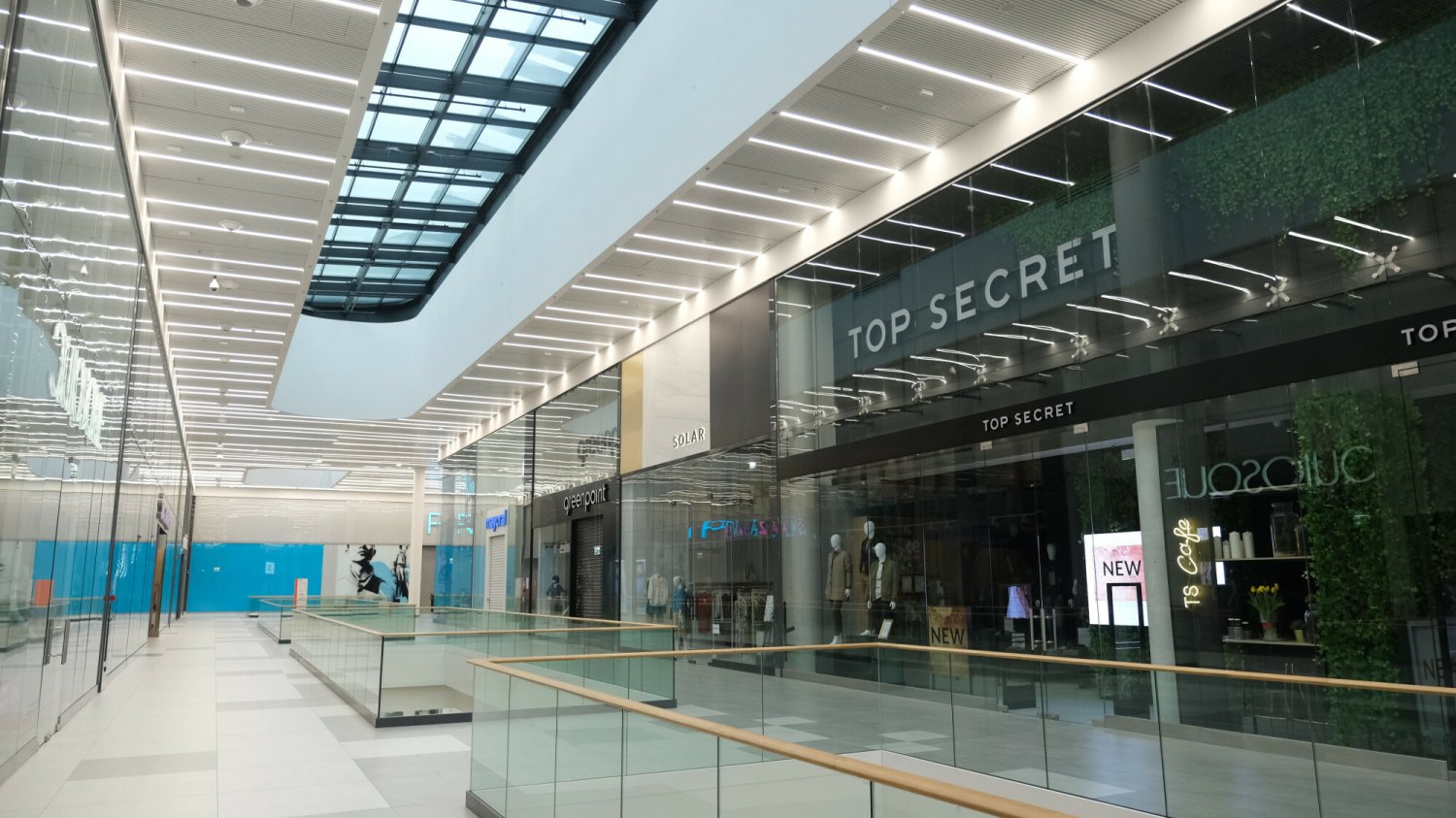 Sieć sklepów Top Secret na sprzedaż
