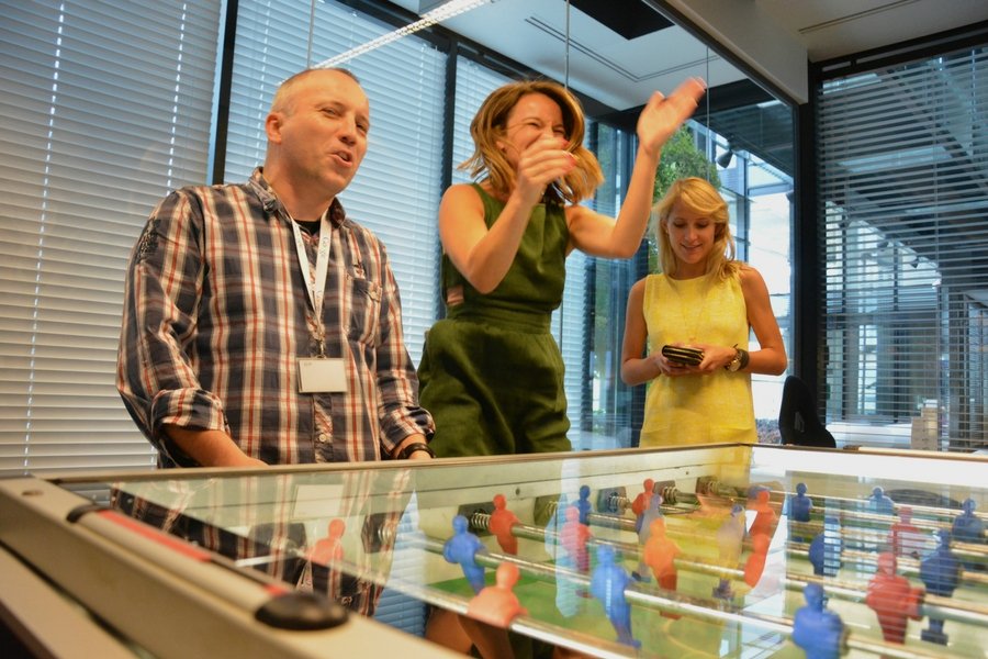 Atmosfera daleka od formalności ma być jednym z atutów niezależności.