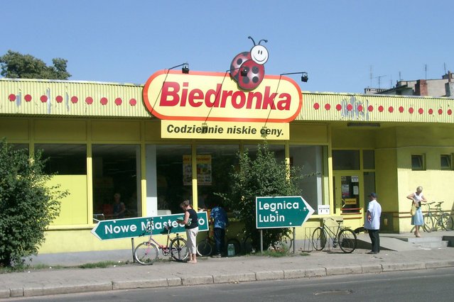 Już niedługo sklepy dyskontowe w rodzaju Biedronki mogą przemienić się w sklepy z asortymentem z górnej półki