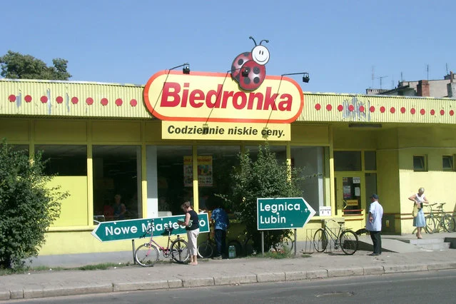 Już niedługo sklepy dyskontowe w rodzaju Biedronki mogą przemienić się w sklepy z asortymentem z górnej półki