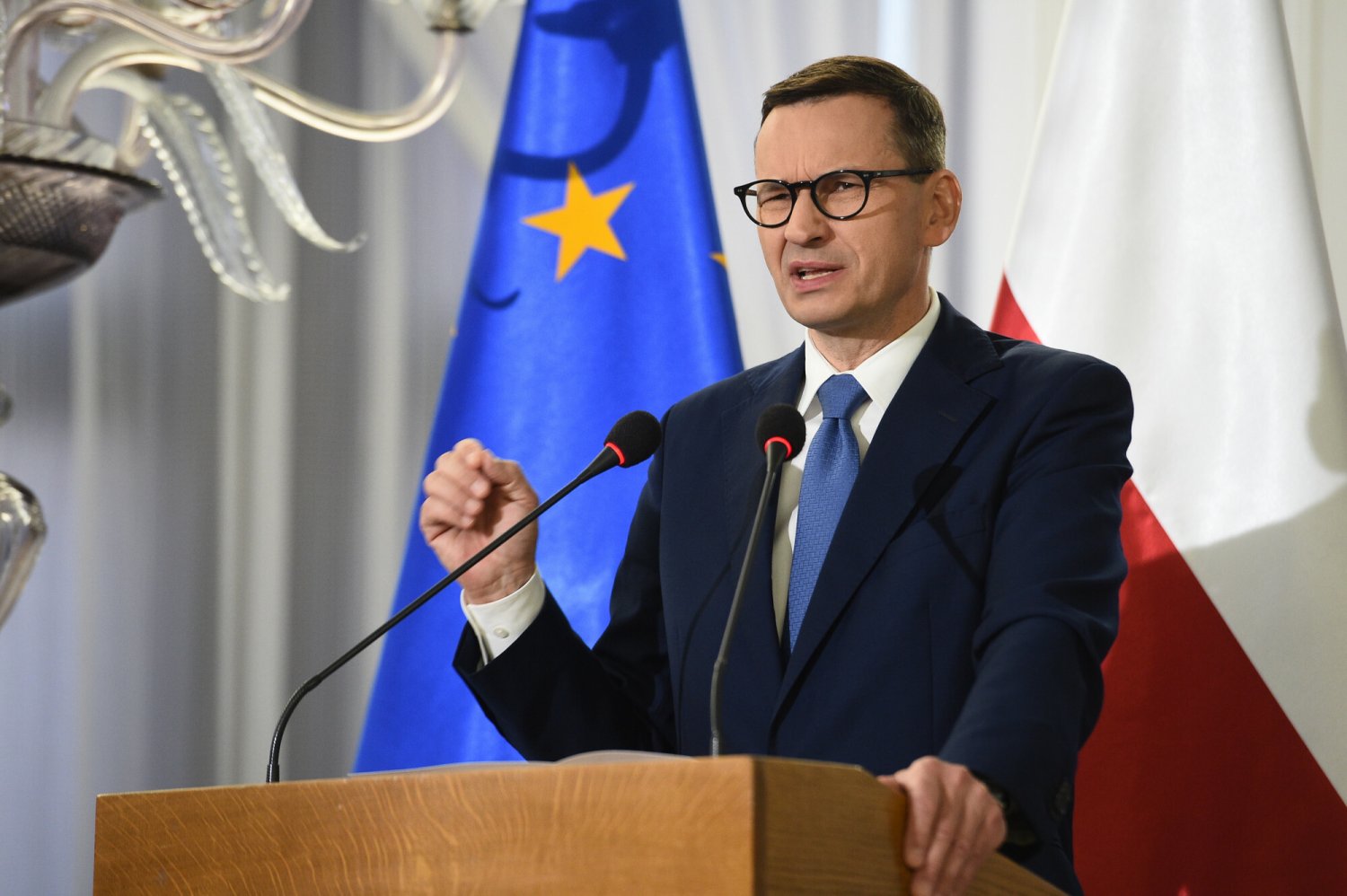 Premier Morawiecki radzi Polakom, by zaczęli docieplać domy
