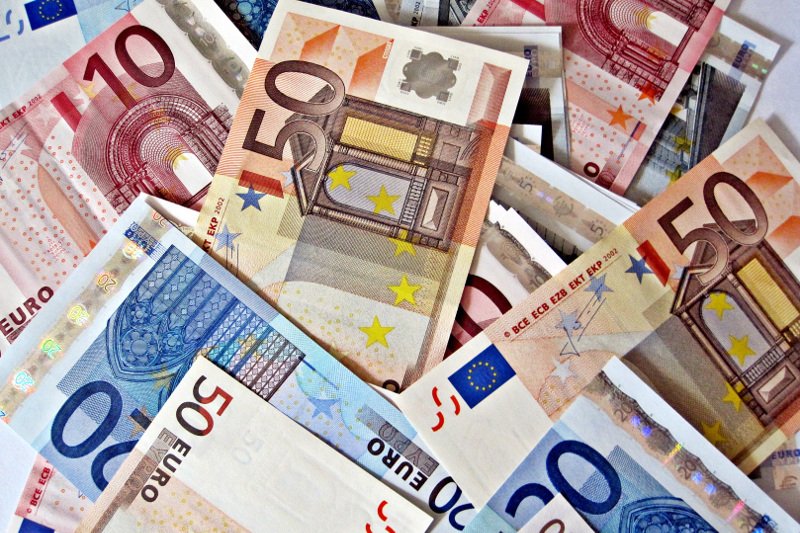 1 mln euro od KE dla naukowców, którzy wynajdą test umożliwiający ograniczenie nadużywania antybiotyków.