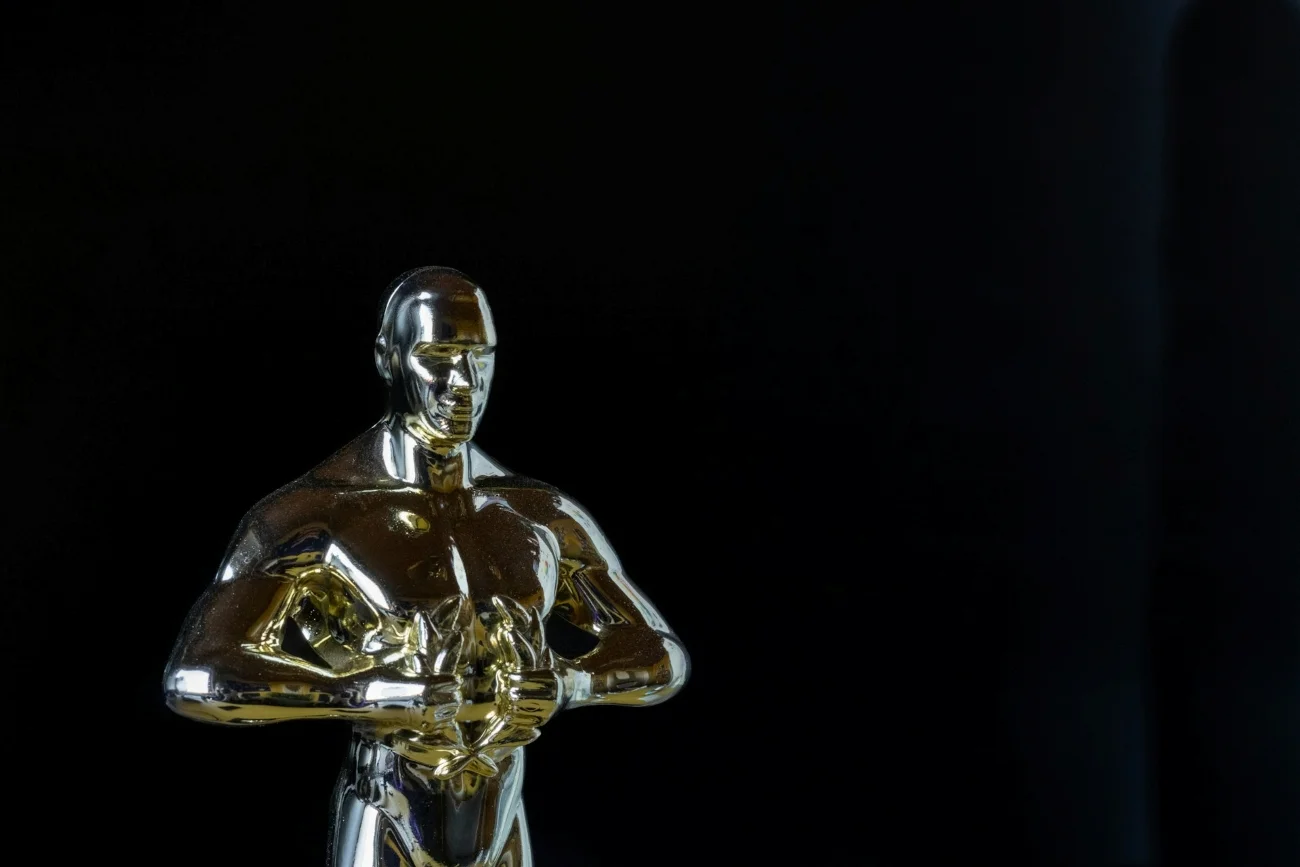 Statuetka Oscara – hollywoodzkiej nagrody filmowej.