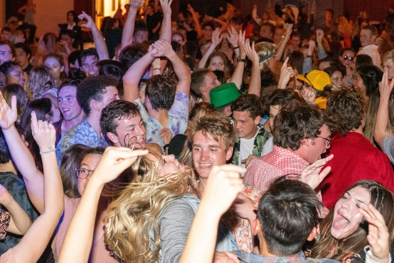 Jeśli system uzna rezerwację za ryzykowną, użytkownik może zostać zablokowany lub przekierowany do innych ofert.