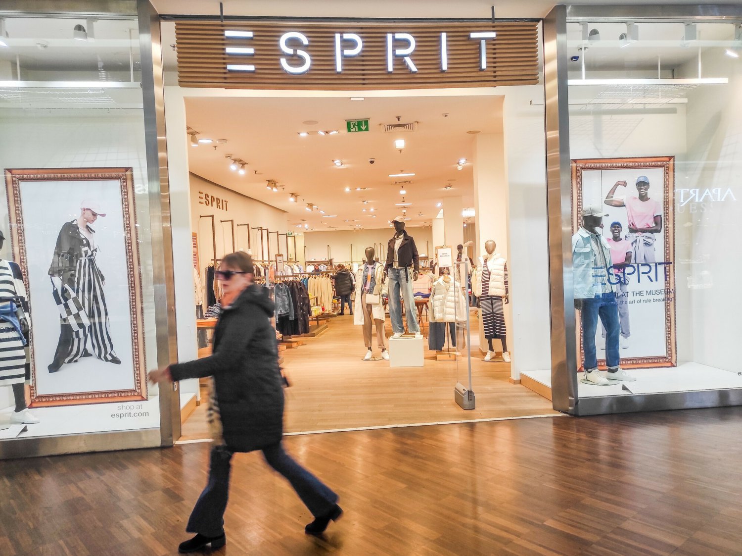 Esprit składa wniosek o upadłość w Europie – zagrożone miejsca pracy