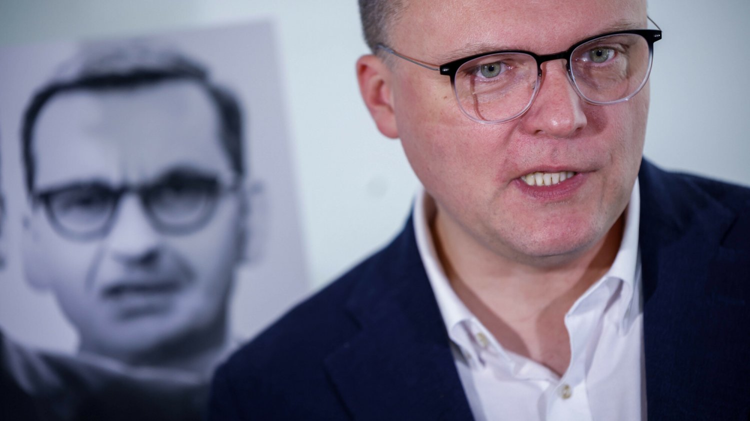 Wakacje kredytowe 2024 – Morawiecki apeluje do Hołowni