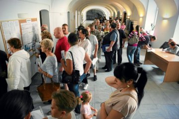 Dostęp do informacji publicznej - pytania Polaków do urzędów miejskich mogą zaskakiwać.