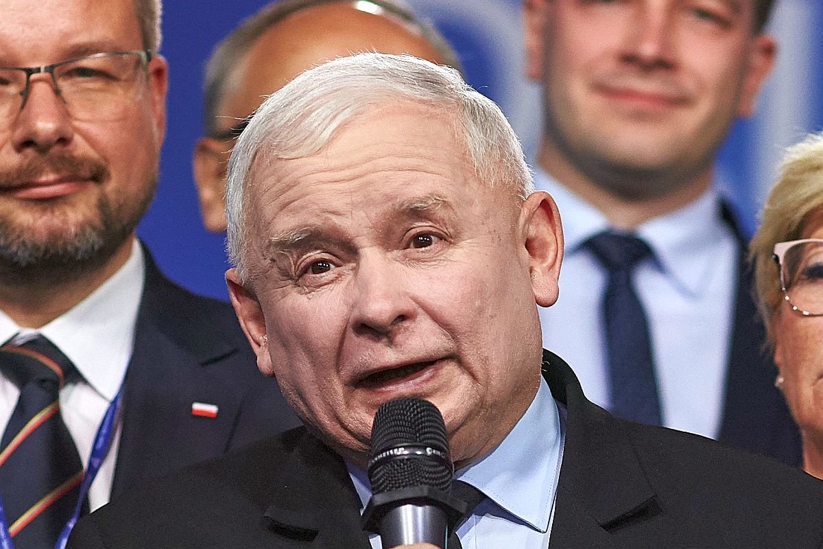 Raport ekonomistów, na który powołuje się Kaczyński, raczej nie jest laurką dla polskiego rządu.