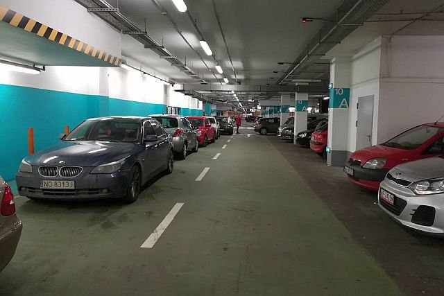 Zgubienie samochodu w galerii handlowej to koszmar, może przytrafić się każdemu