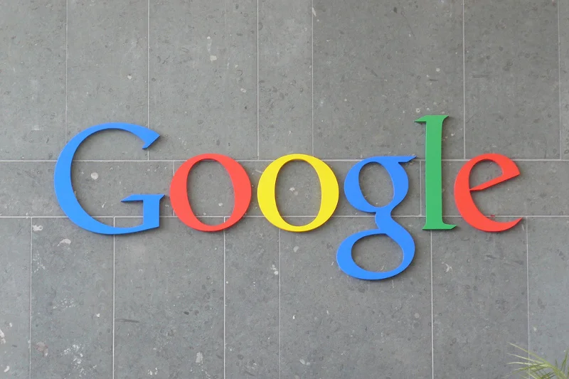 Google odpowiada KE: Nasza porównywarka cenowa poprawia jakość wyszukiwania produktów, a nie ogranicza konkurencję.
