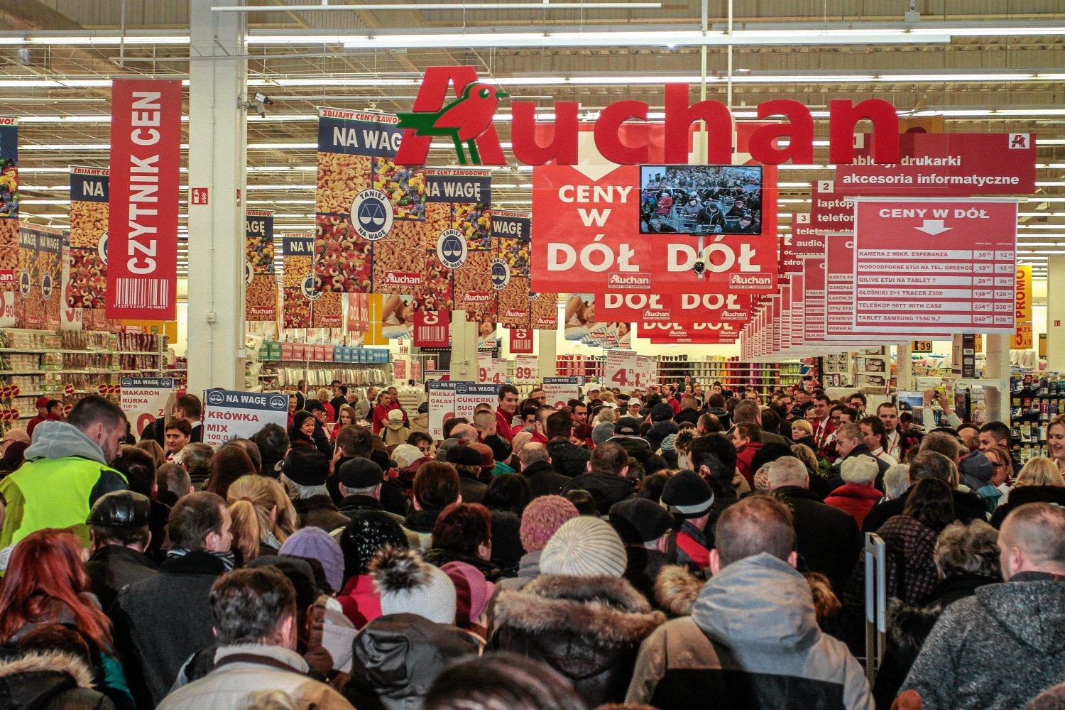 Podwarszawski Auchan ustawia pierwszy testowy coolomat.