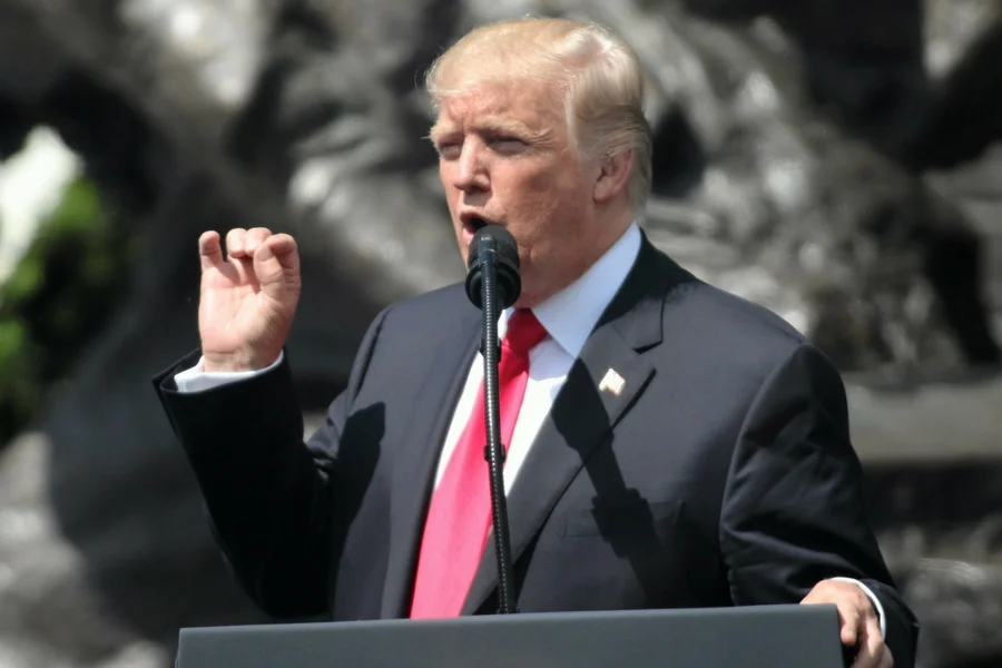 Donald Trump obiecywał Amerykanom obniżkę podatków jeszcze w kampanii wyborczej. Teraz spełnił tę obietnicę.