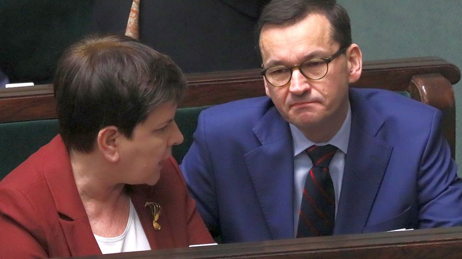 Morawiecki i Szydło kuszą emerytów wizją corocznej 13. emerytury.