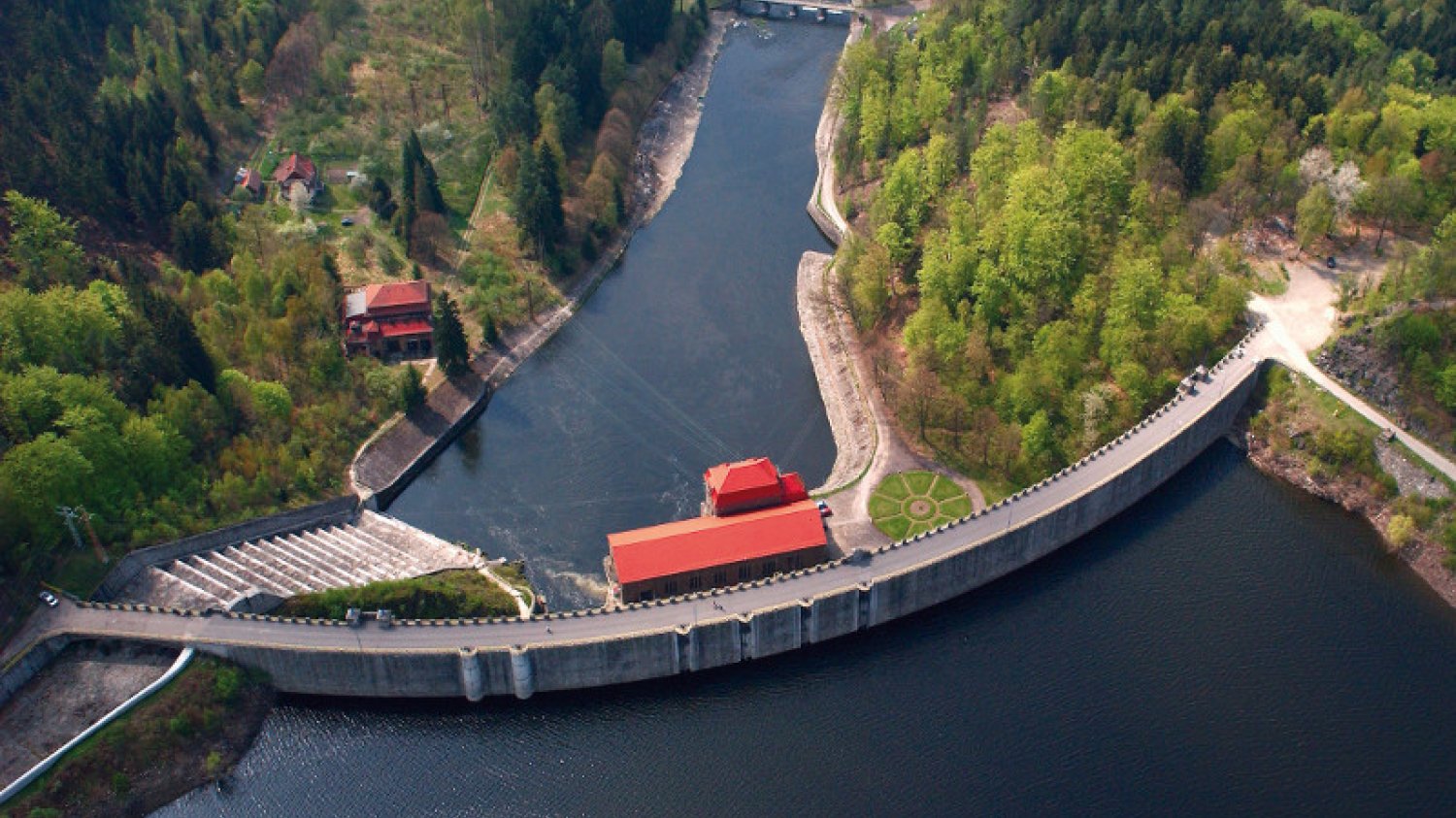 Elektrownia wodna Tauronu w Pilchowicach.