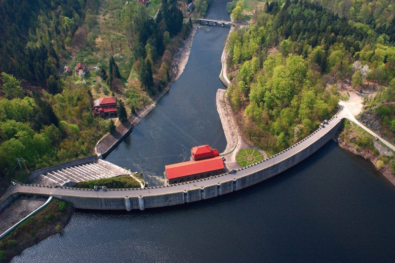 Elektrownia wodna Tauronu w Pilchowicach.