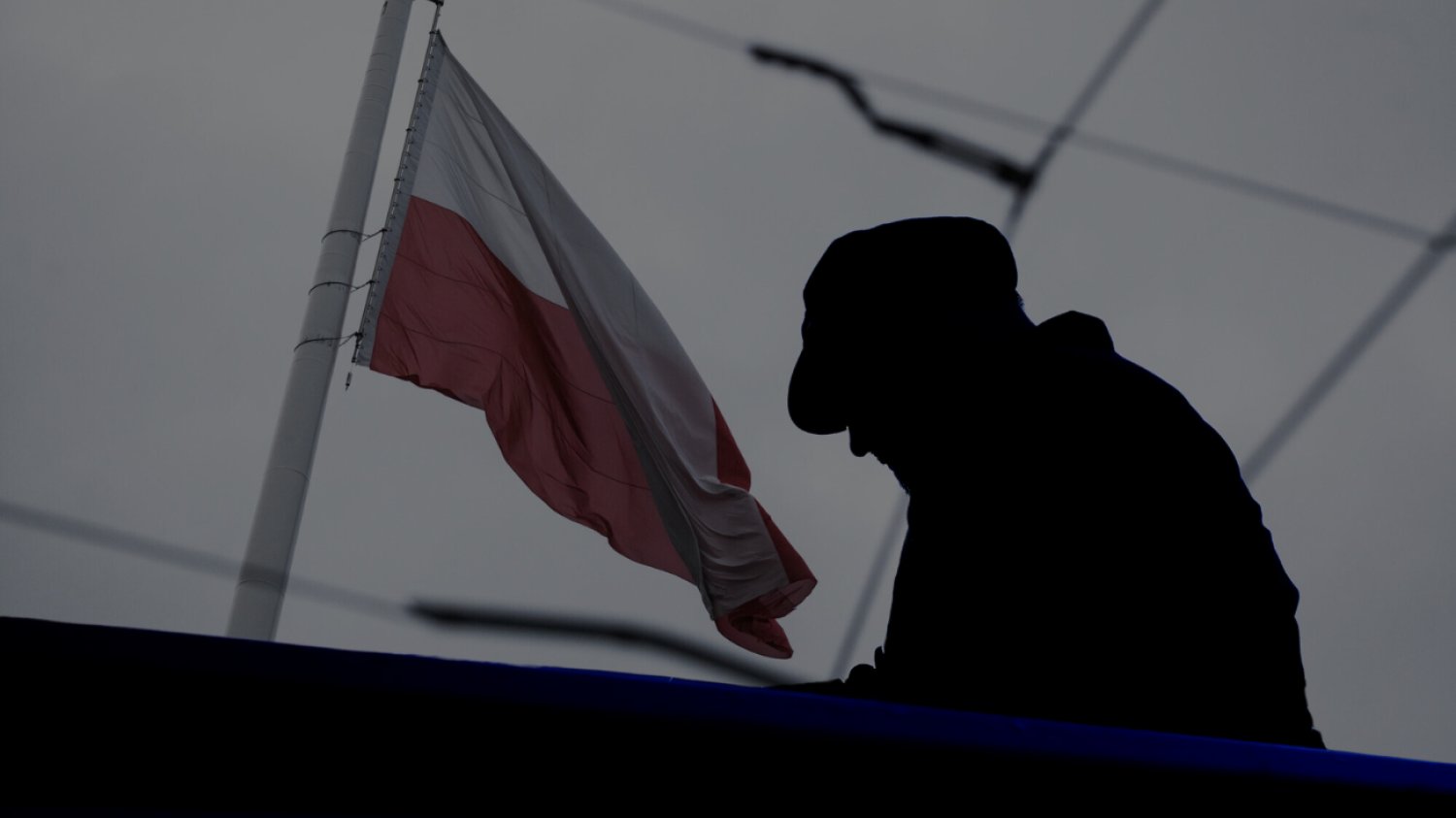 "Straumatyzowane historycznie społeczeństwa, częściej odczuwają bardzo dużą niepewność co do swojej wartości i jakiś rodzaj negatywizmu".
