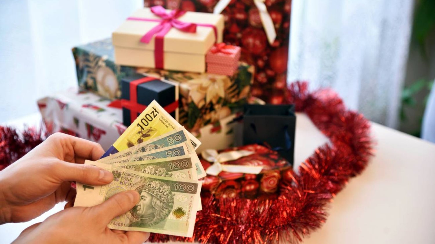 Gotówka, prezent-niespodzianka – a może kupon do zrealizowania? To lepszy pomysł, niż myślisz.