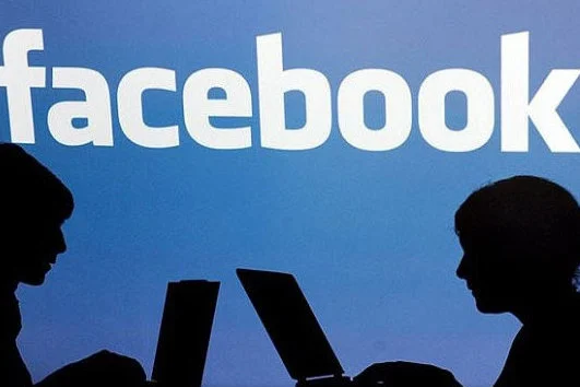 Facebook nałożył cenzurę na treści dotyczące konkurencyjnego serwisu. Skąd taka decyzja?