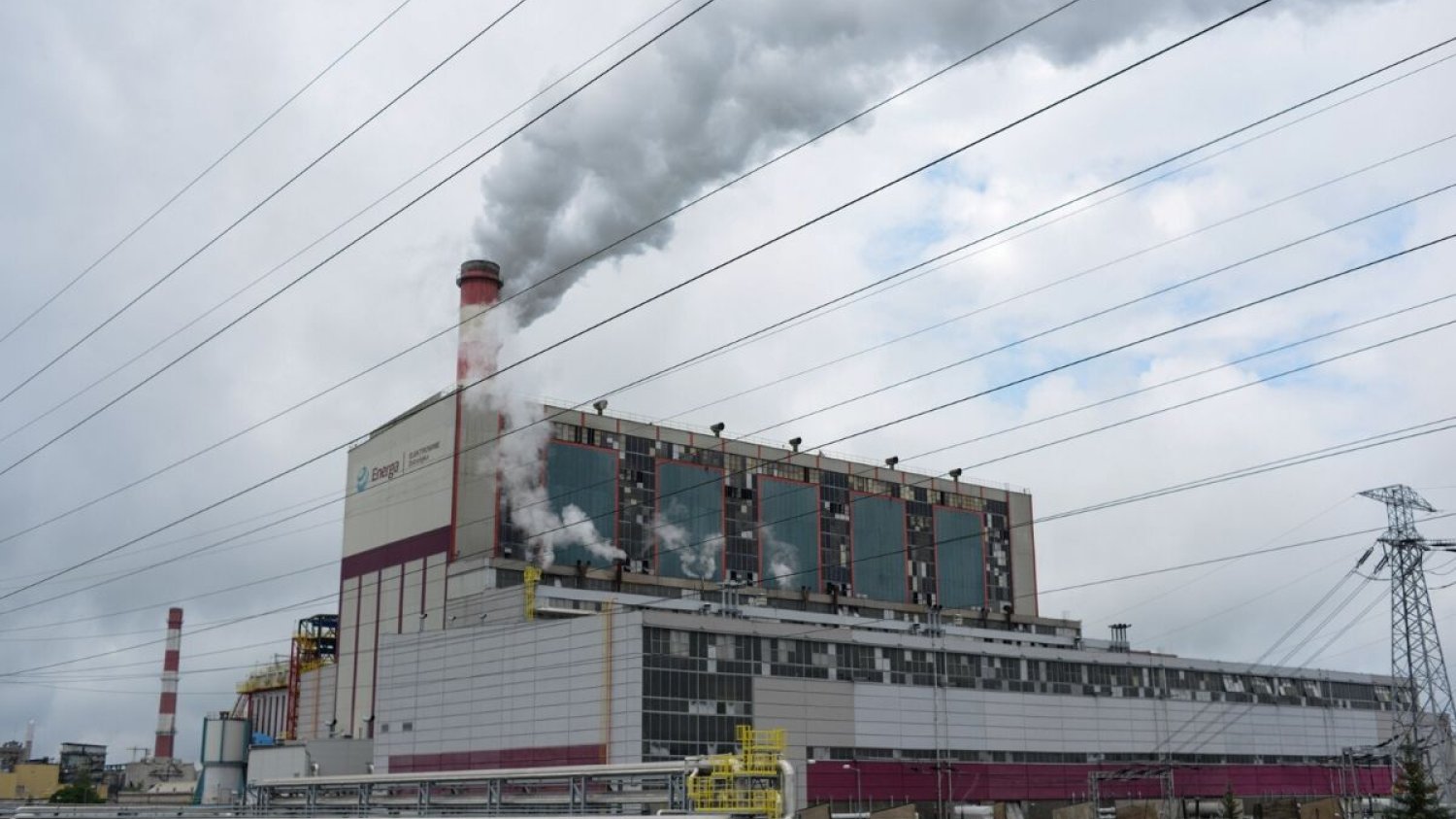 Nowy blok węglowy elektrowni Ostrołęka jednak nie powstanie. Na jego miejscu stanie mniejszy blok gazowy