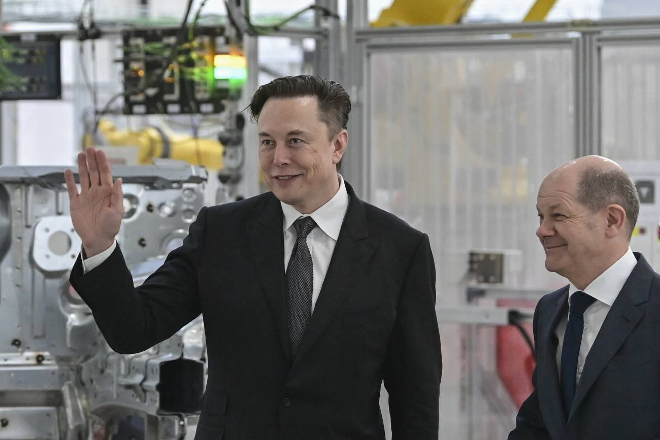 Elon Musk i Olaf Scholz