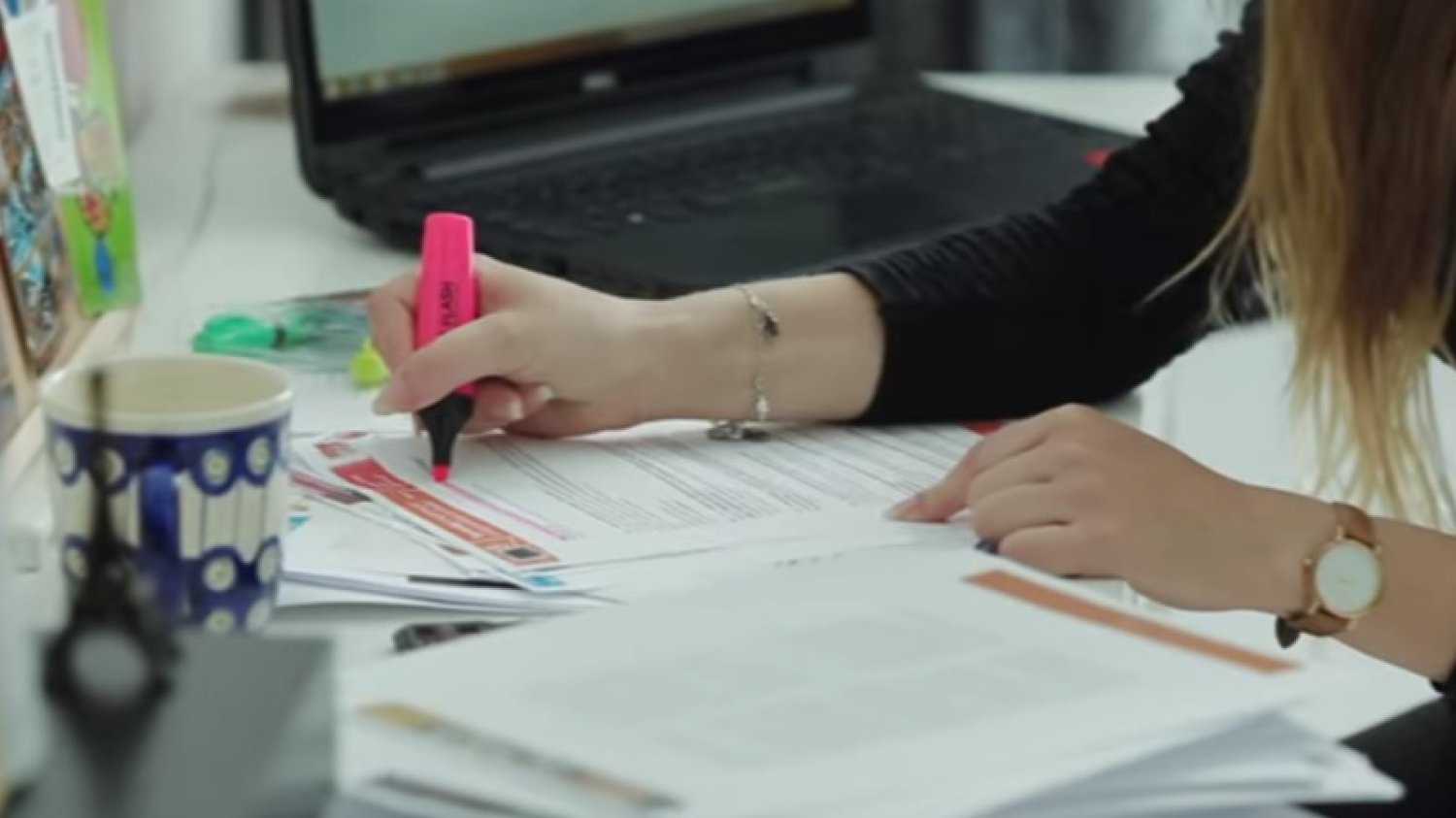Startup Zeccer umożliwia studentom w całej Polsce za darmo drukować notatki. A i tak na tym zarabia.