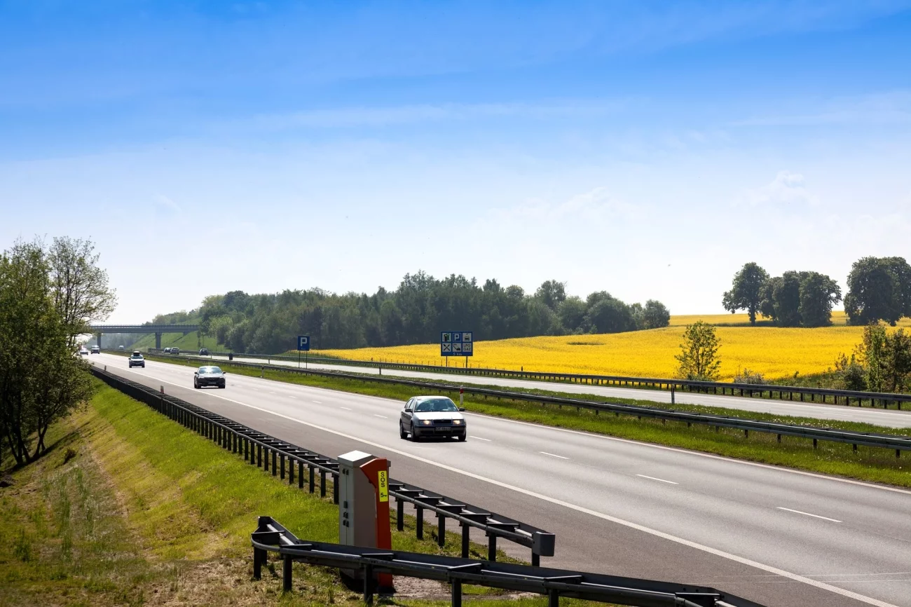 Dostępna w sieci strona www.a4info.pl pozwala zorientować się podróżującym samochodem, jak wygląda aktualna sytuacja na autostradzie A4 Katowice-Kraków i bezstresowo zaplanować podróż.