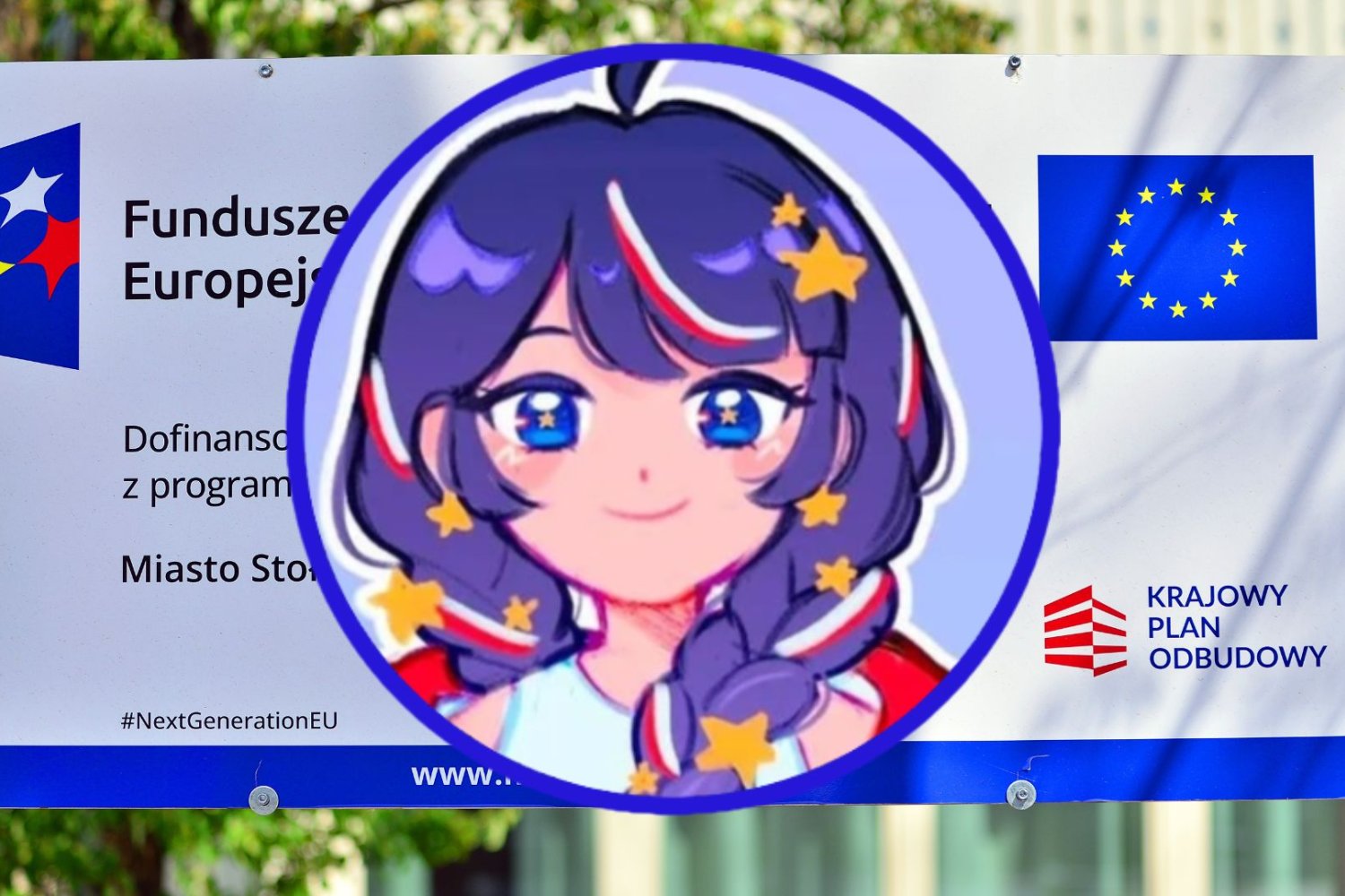 Felicja Europejska na tle tablicy unijnej.