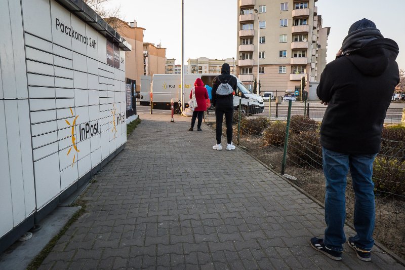 Paczkomaty psują krajobraz? Radny składa interpelację do prezydentki Dulkiewicz.