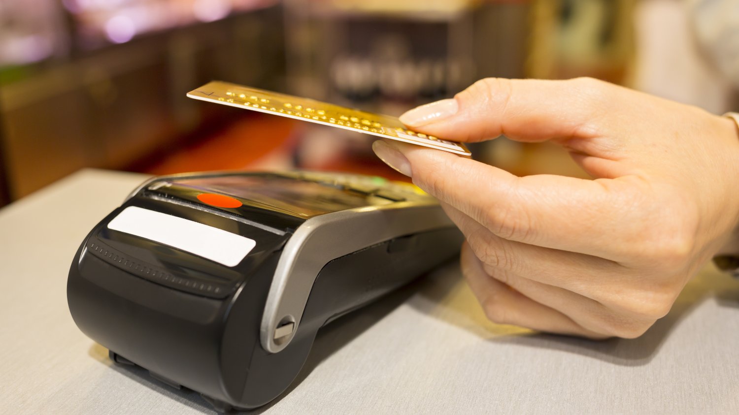Adyen po prawie 10 latach obecności w Polsce otwiera swoje biuro w Warszawie.