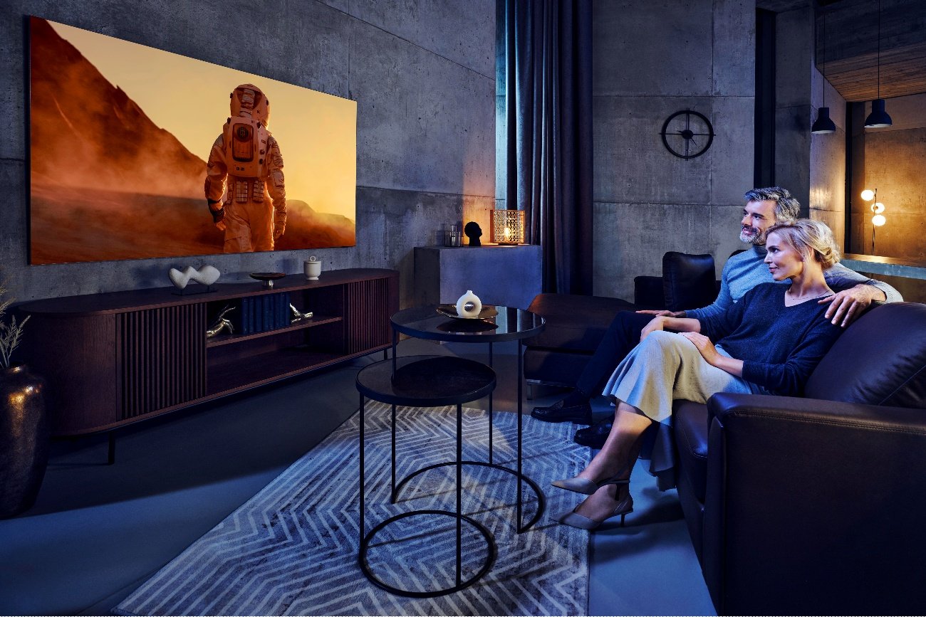 Prezentujemy trzy technologiczne wyróżniki rewolucyjnej serii telewizorów Samsung Excellence Line, która ma do zaoferowania widzom kolejne nowości odpowiadające za doprowadzanie wyświetlanego obrazu do perfekcji