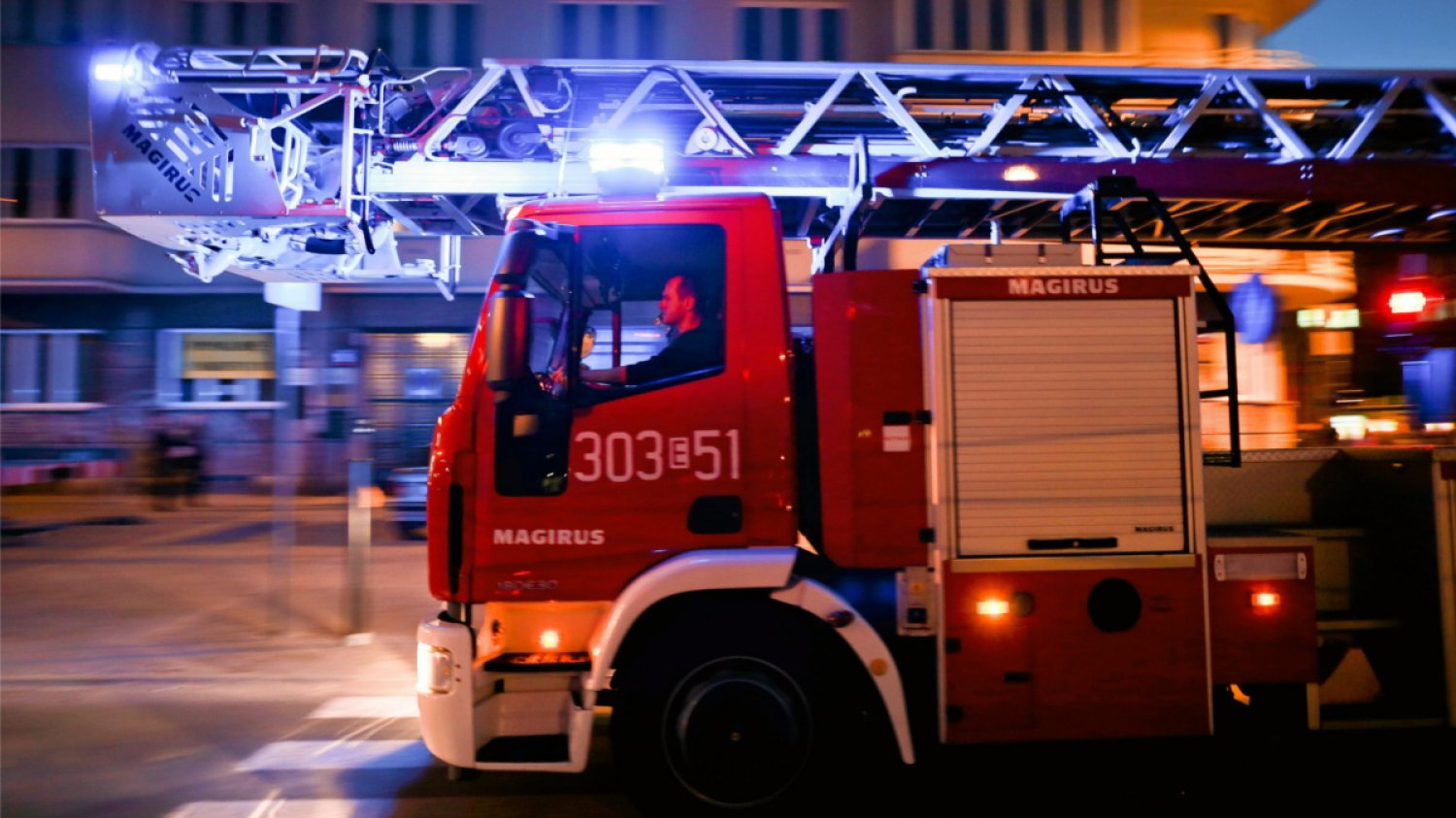 Pojazdy uprzywilejowane uzyskają dodatkową możliwość ostrzegania uczestników ruchu drogowego