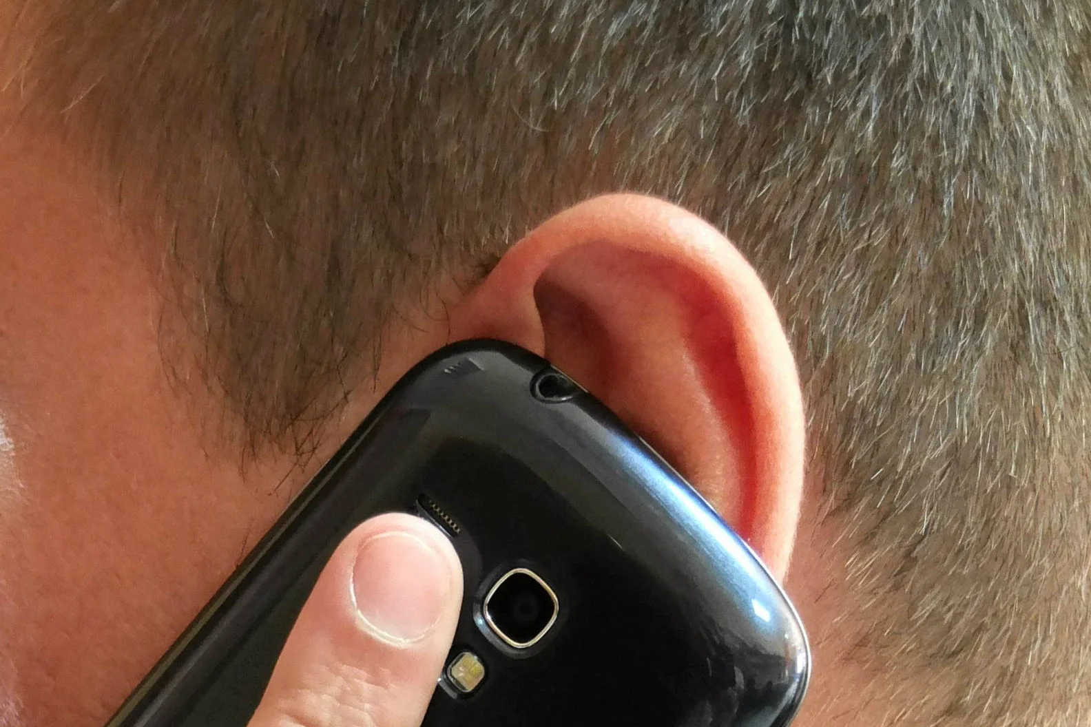 W Polsce przybędzie 10 mln nowych numerów telefonów, które będą zaczynać się od cyfr 45