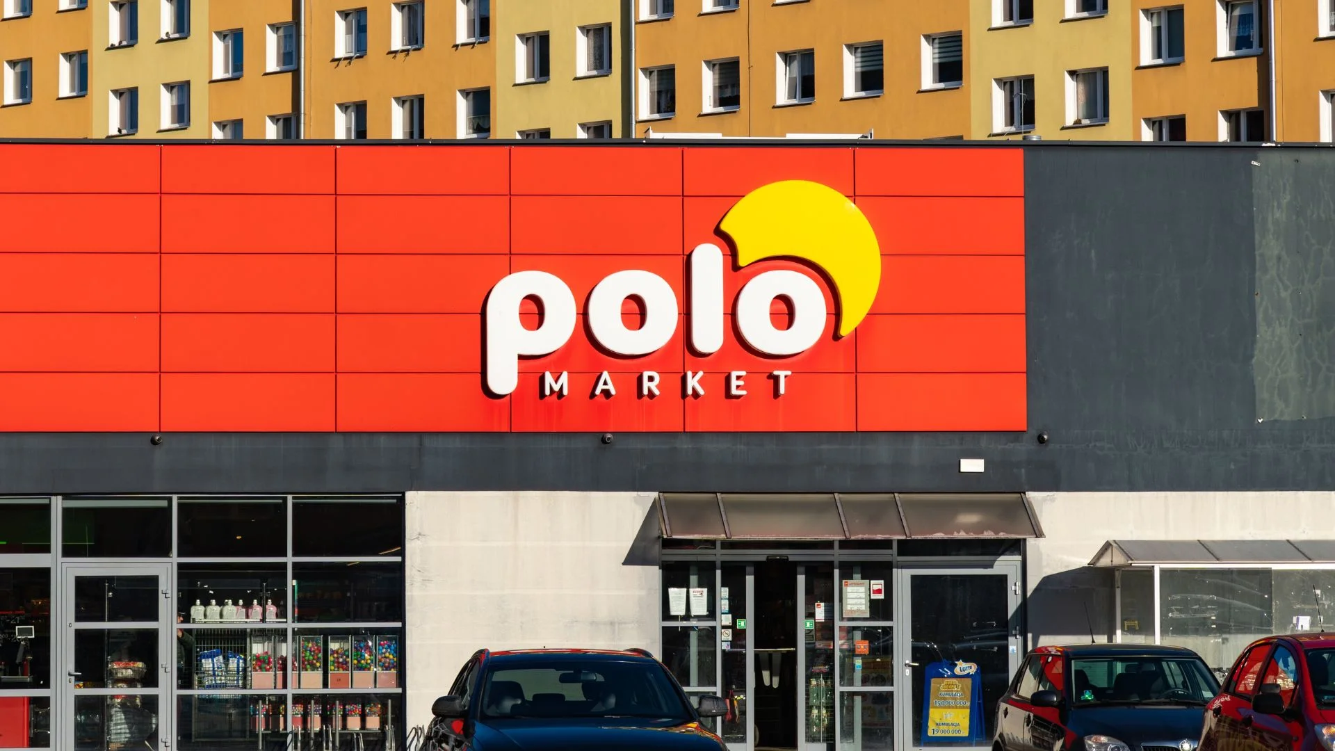 Sztuczna inteligencja wchodzi do POLOmarketu. Algorytm wyliczy cenę masła i mleka