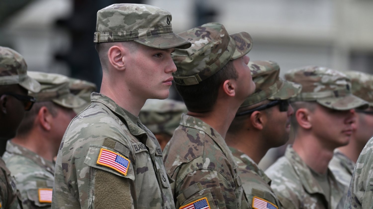 Baza wojskowa USA w Polsce coraz bliżej. Koszt całej inwestycji zwala z nóg Żołnierze amerykański w szeregu.
