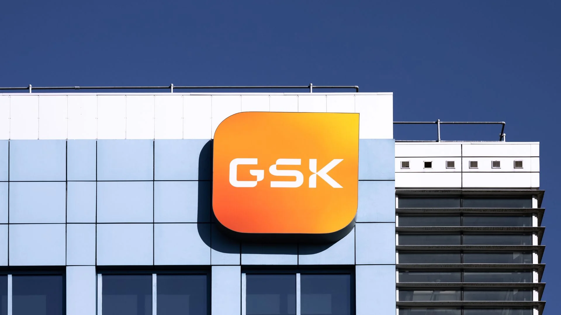 Farmaceutyczny gigant zwalnia ponad 500 specjalistów. Trzęsienie ziemi w poznańskim IT
