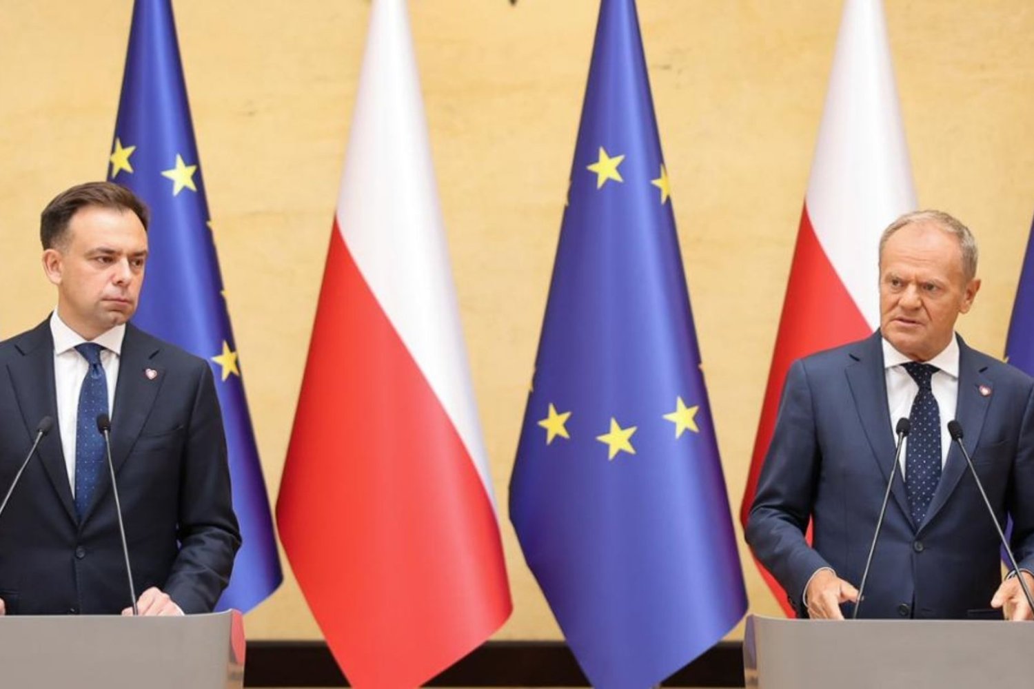 Projekt budżetu na 2027 rok przyjęty przez rząd. Tusk stawia wszystko na 3 filary. Andrzej Domański, Donald Tusk.