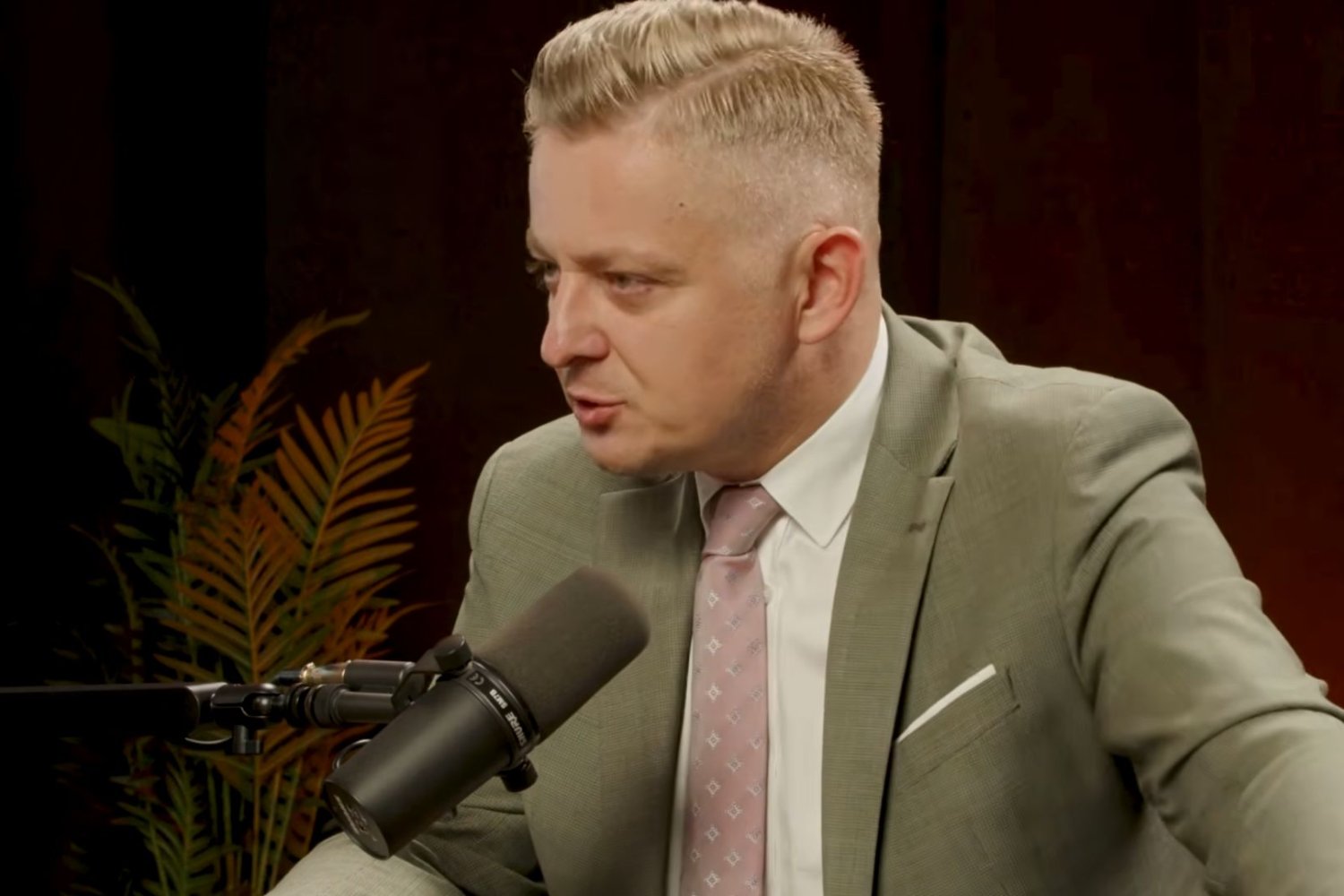 Jakub Stefaniak w odcinku podcastu Rozmowa naTemat.